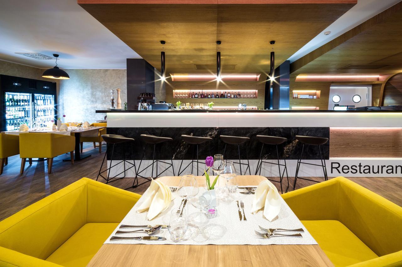 Village Hanuliak Hotel 4*
